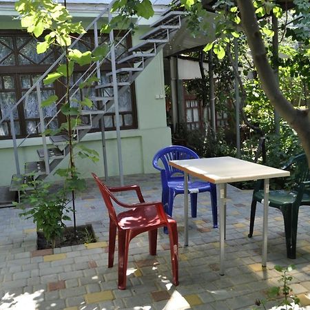 Dacha V Arkadii Hotel โอเดสซา ภายนอก รูปภาพ