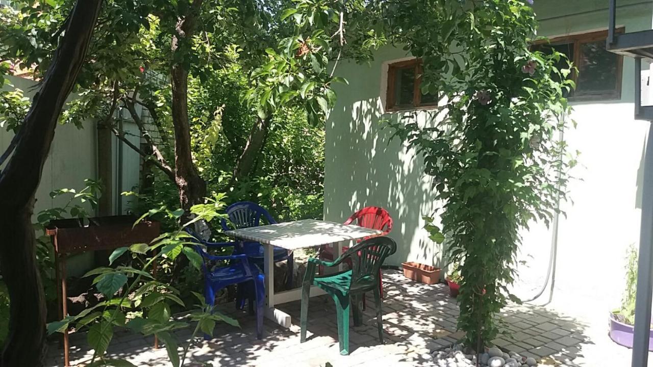 Dacha V Arkadii Hotel โอเดสซา ภายนอก รูปภาพ