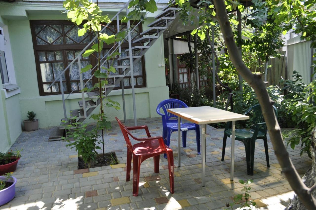 Dacha V Arkadii Hotel โอเดสซา ภายนอก รูปภาพ
